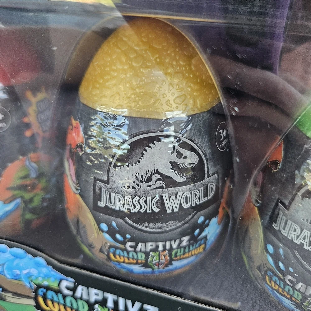 Jurassic World Captivz Eggs Color Change Dinosaurs In Slime 3 Pack Gold Mystery